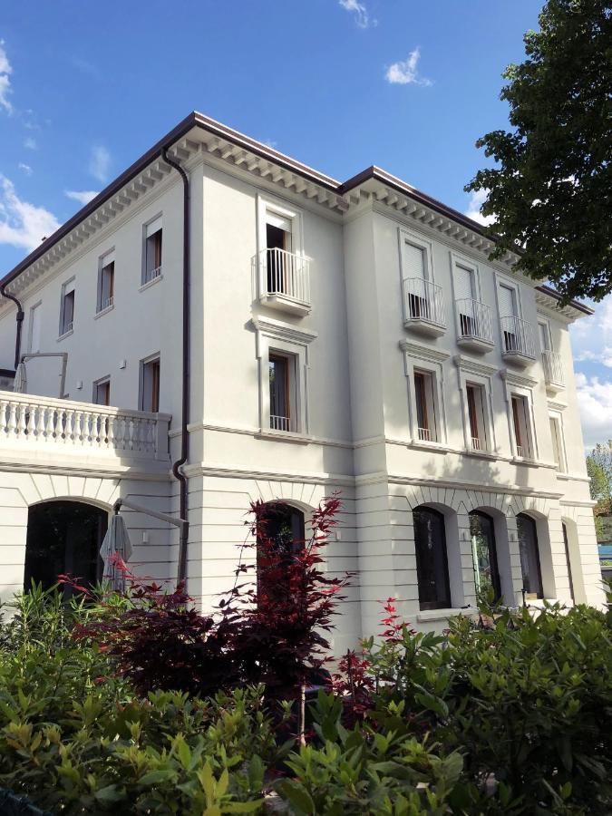 Villa Italia 체제나티코 외부 사진